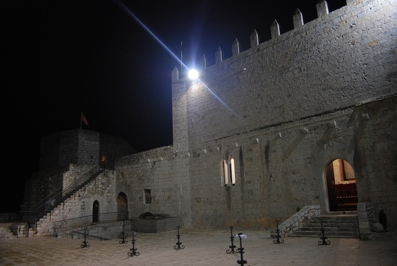 Die Festung bei Nacht 25