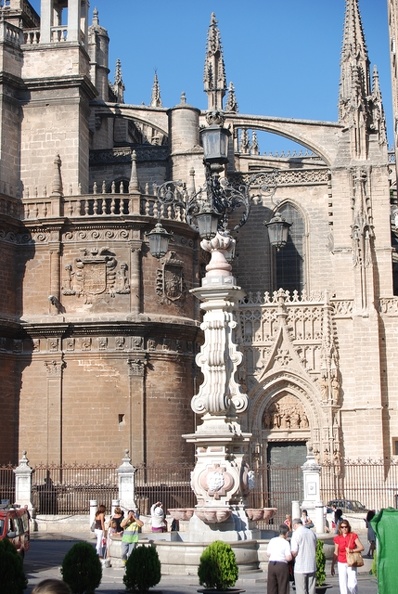 Die_Kathedrale_von_Sevilla_04.JPG