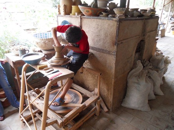 Keramikwerkstatt in Rischtan