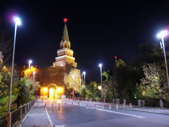 Der Kreml bei Nacht 02