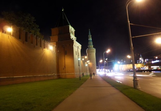 Der Kreml bei Nacht 05