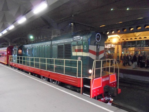Bahnhof und Zugfahrt nach Moskau 03