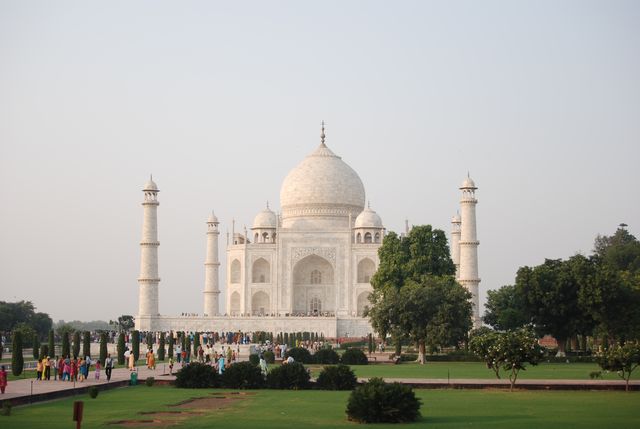 Taj-Mahal 024