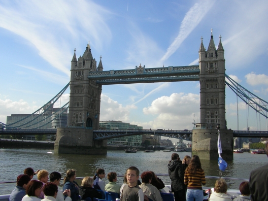 London Tower und Tower Bridge 2006-10-13 14-20-35
