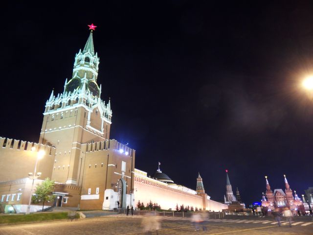 Der Kreml bei Nacht 06