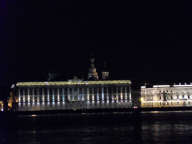 St_Petersburg_bei_Nacht_08.JPG