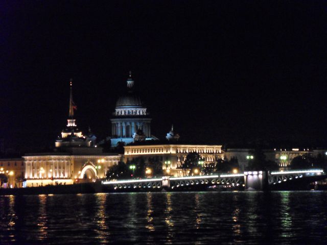 St Petersburg bei Nacht 12
